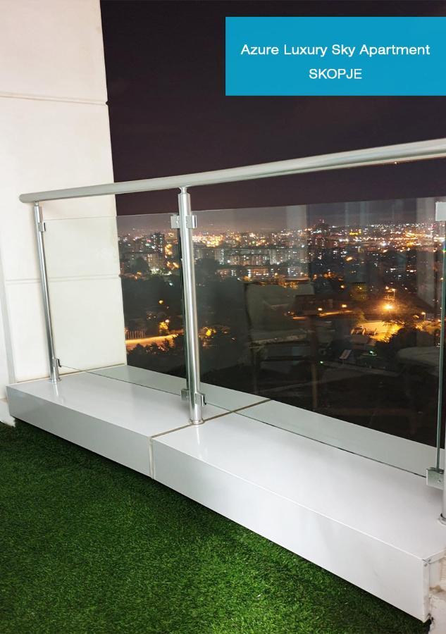 Azure Luxury Sky Apartment Szkopje Kültér fotó